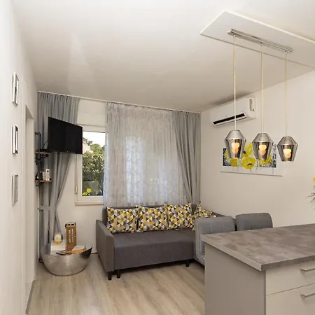 Apartman Nina Hvar Town Esterno foto