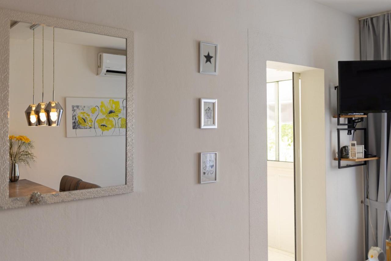 Apartment Nina Hvar Town